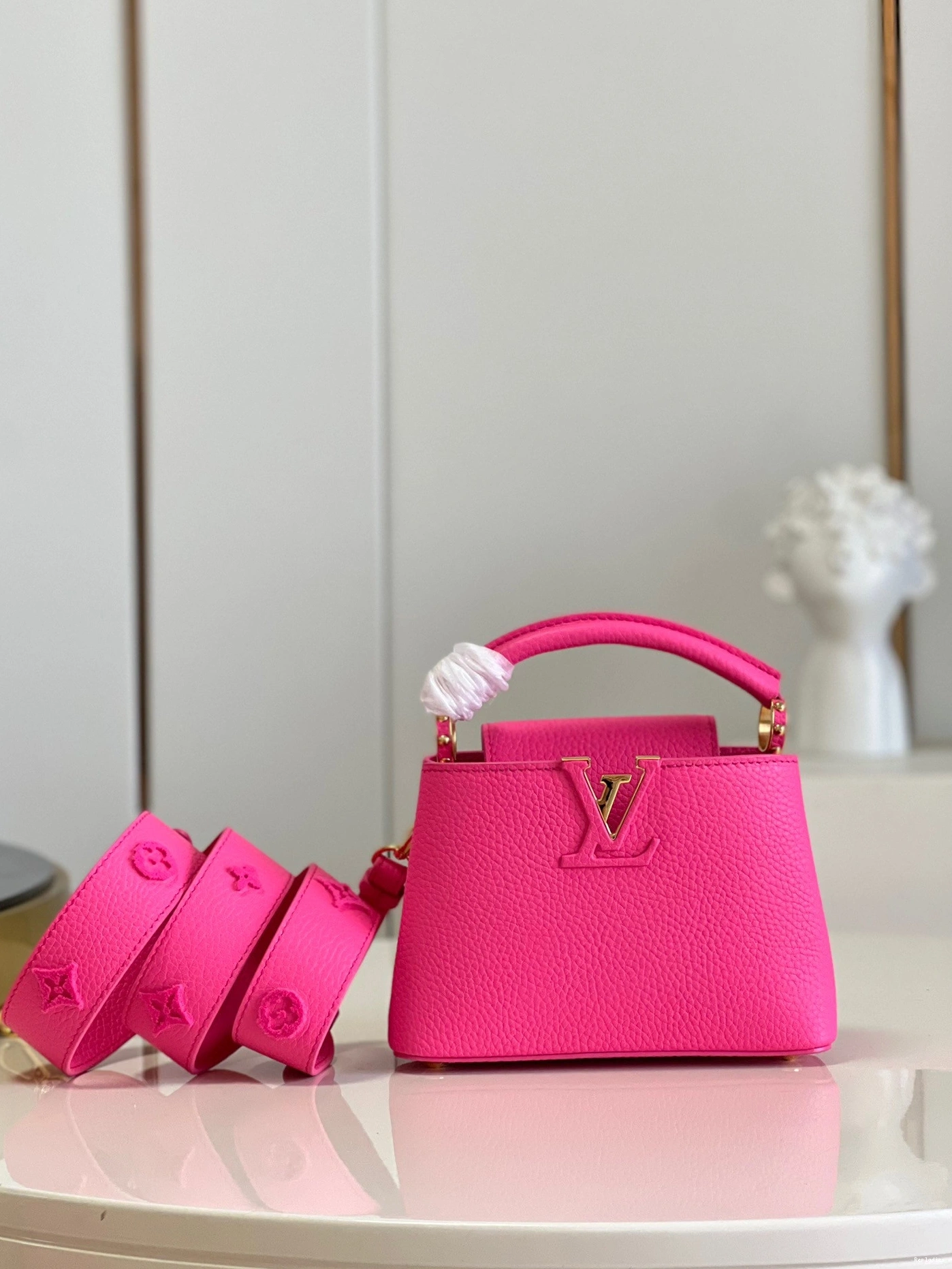 Cheap LOUIS MINI VUITTON CAPUCINES 0824
